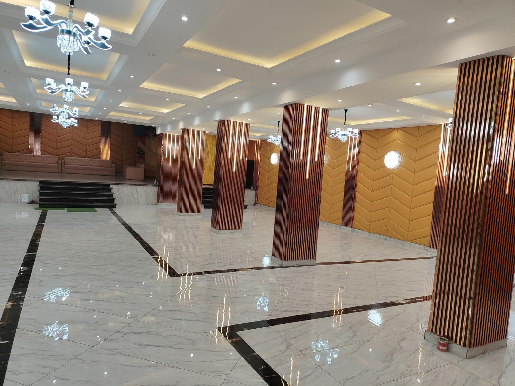 Hotel Dev International Khalilabad Екстериор снимка